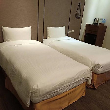 O2 Hotel Taipei Main Station Luaran gambar