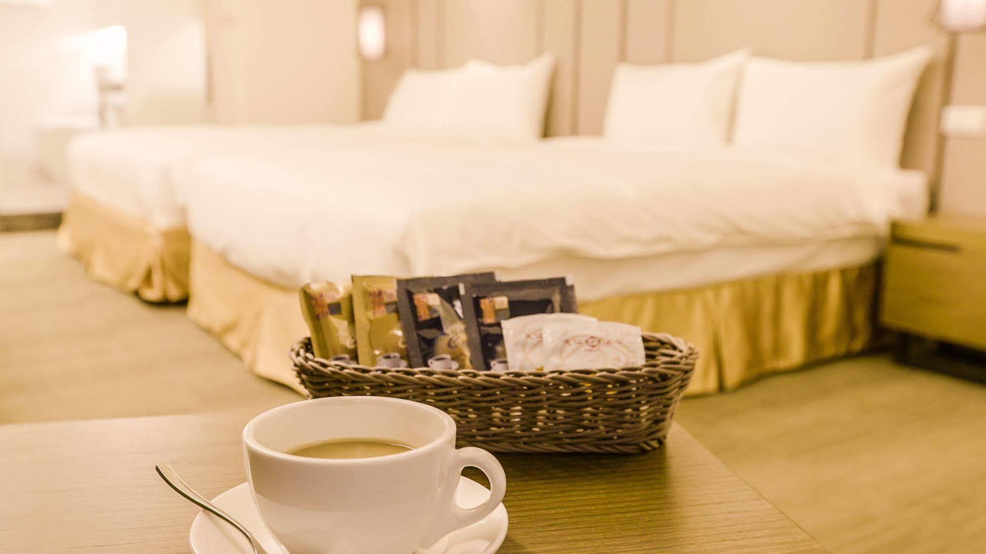 O2 Hotel Taipei Main Station Luaran gambar
